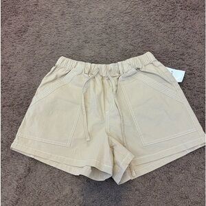2 FOR $20 Forever 21 Beige Carpenter Cargo Shorts Safari High Rise Elastic M NEW